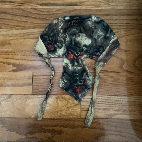 Motorcycle/ Bike Bandana - Pirate “Surrender your booty”. Great Graphics - Picture 6 of 9